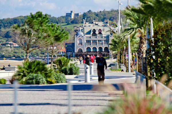 HENDAYE SEAFRONT PROMENADE