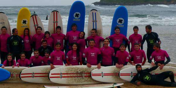 GRUPO DE SURF